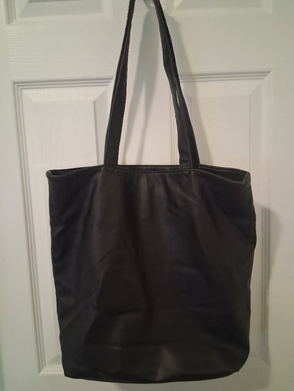 Cato - Love Peace Tote Bag - Black/Gold - Vinyl - Picture 2 of 7
